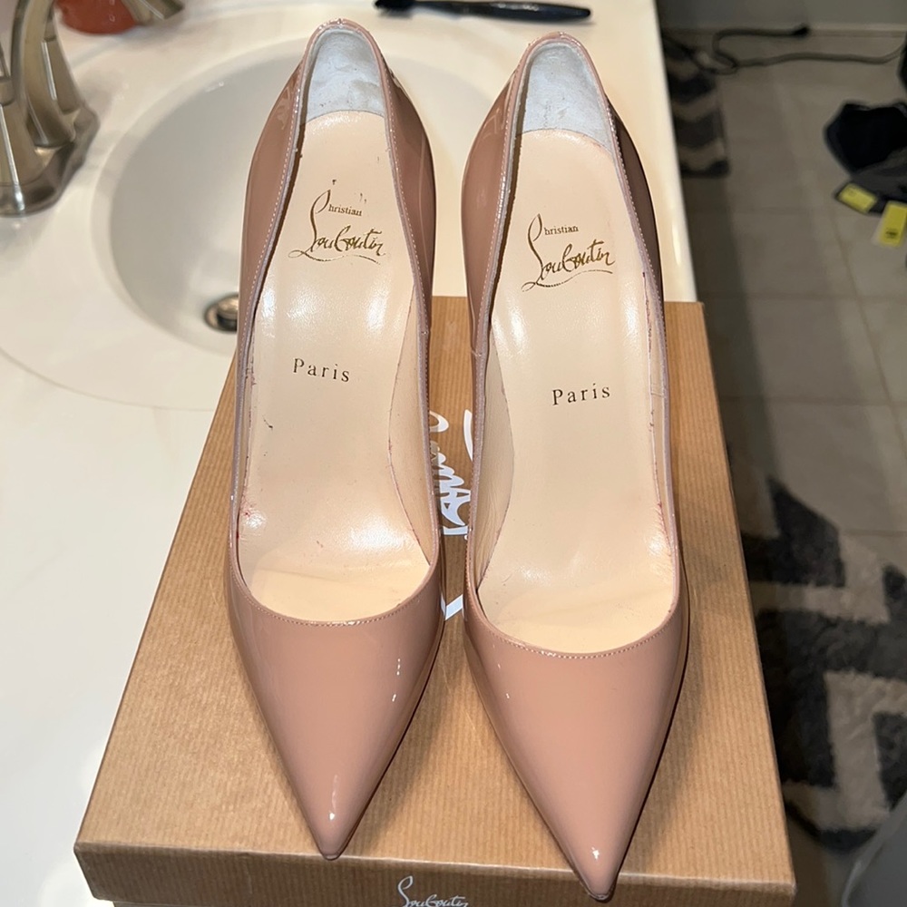 Christian Louboutin Nude Patent Leather So Kate 38.5 - Picture 2 of 10